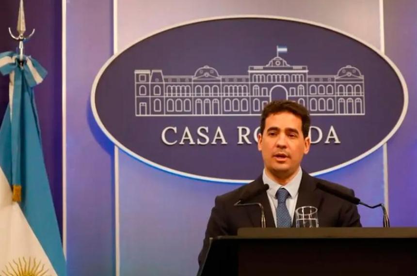 El vocero presidencial Adri�n Ravier ratificó en Casa Rosada la continuidad de la motosierra y aseguró que el Gobierno proyecta la reelección de Javier Milei en primera vuelta en 2027