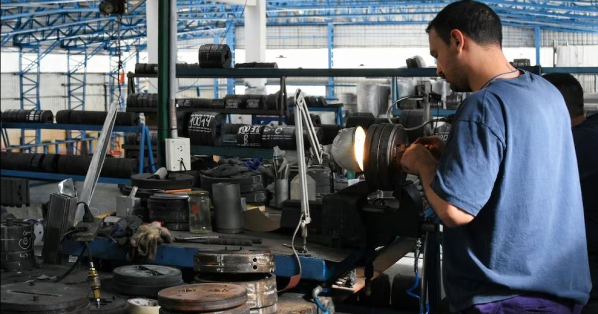 El 24-en-porciento- de las PyME industriales registró al menos un atraso en sus vencimientos durante el segundo trimestre de 2026