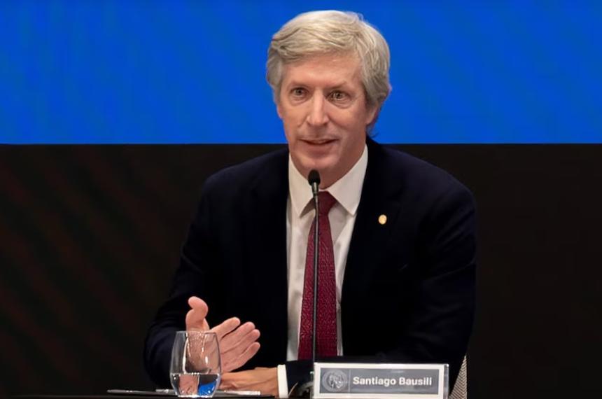 El presidente del Banco Central Santiago Bausili expuso el panorama inflacionario durante el FIEL Premium Meeting