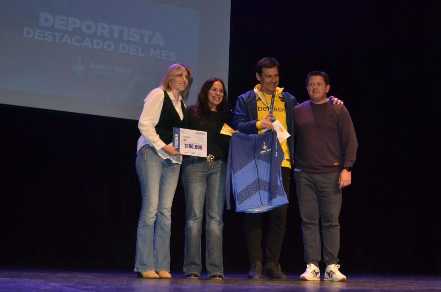 Los padres de Paulina recibieron el reconocimiento