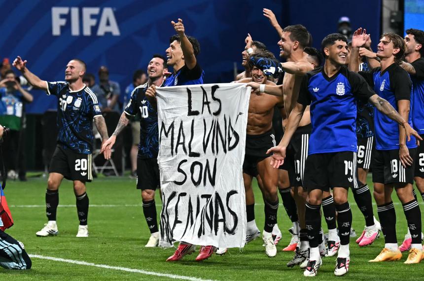 La FIFA sancionó a la AFA por la bandera de Malvinas