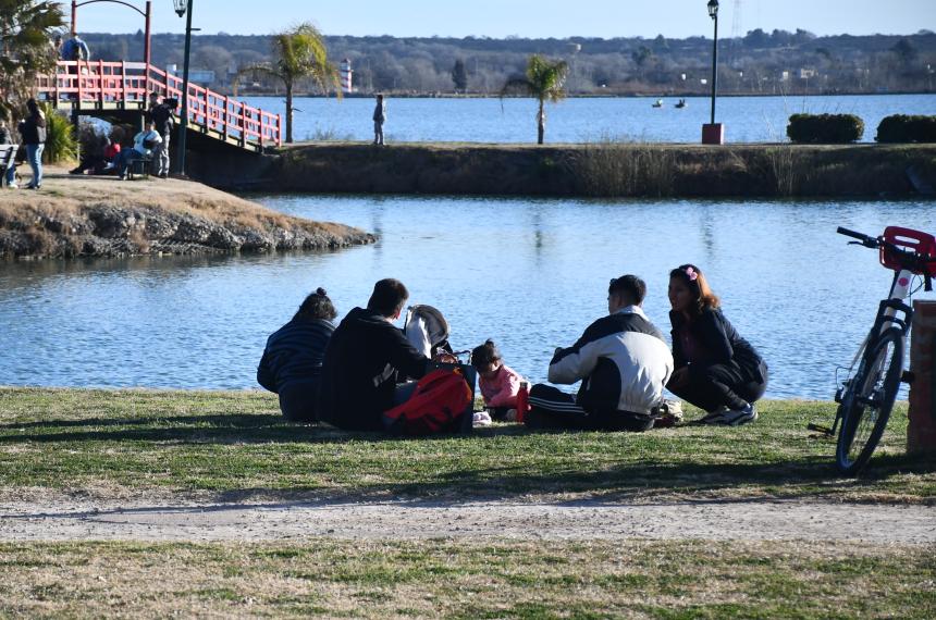 El s�bado amaneció con una fuerte helada- el domingo tendr� otra