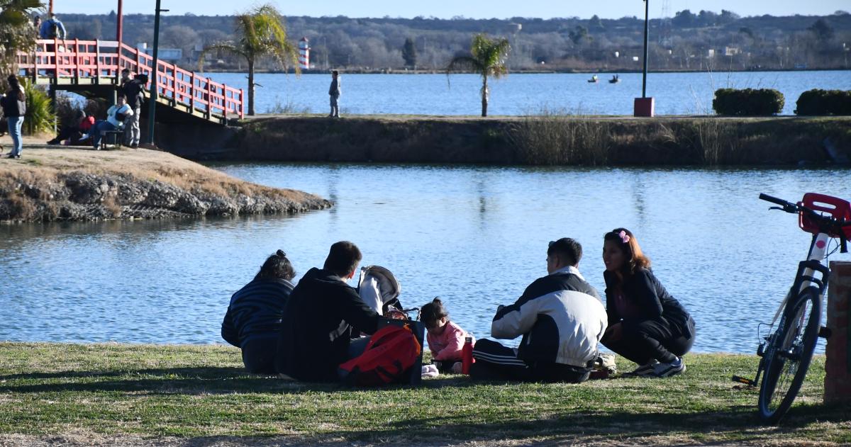 El s�bado amaneció con una fuerte helada- el domingo tendr� otra