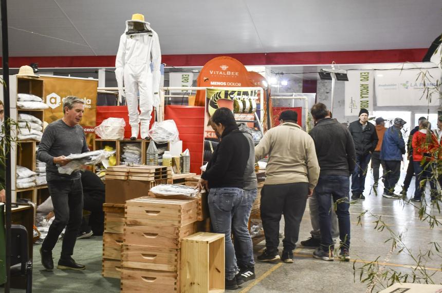 La localidad de Doblas se convirtió una vez m�s en el epicentro de la apicultura regional y nacional