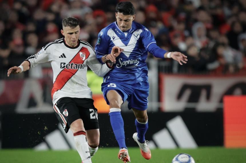 River y Vélez juegan en el Monumental