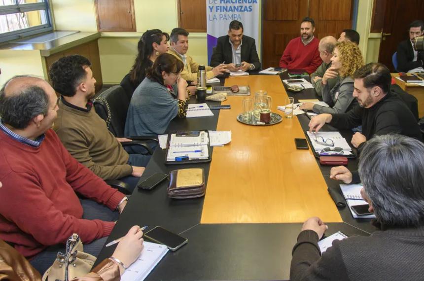La paritaria pampeana es casi una excepción en el mapa nacional