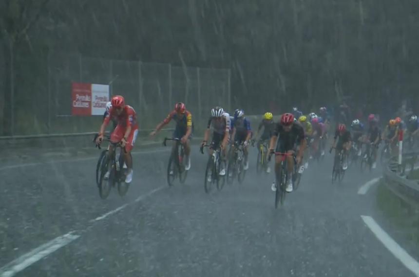 La fuerte tormenta de granizo anuló la tercera etapa en la Vuelta a España