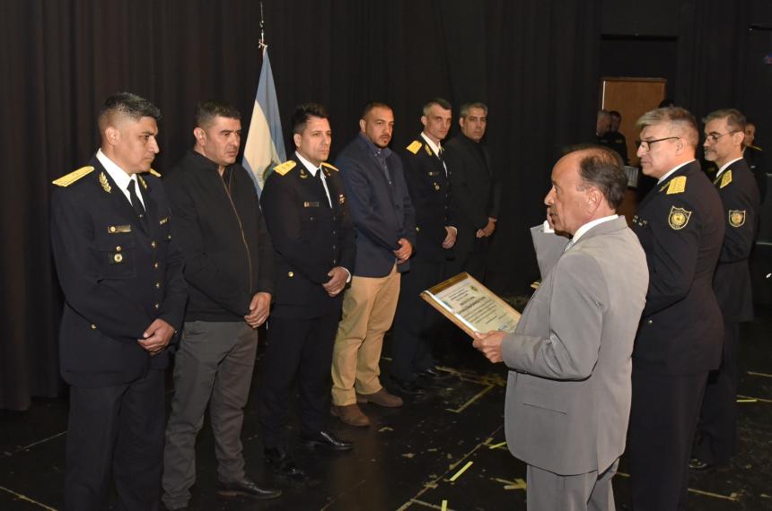 El ministro Horacio di N�poli encabezó el acto de reconocimiento
