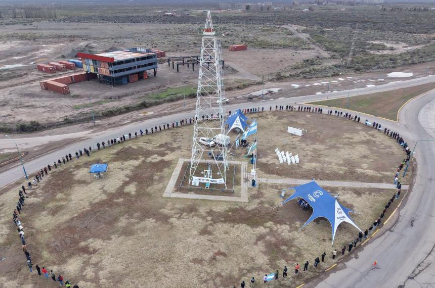 El abrazo simbólico entre Catriel y 25 de Mayo en reclamo por la Ruta 151
