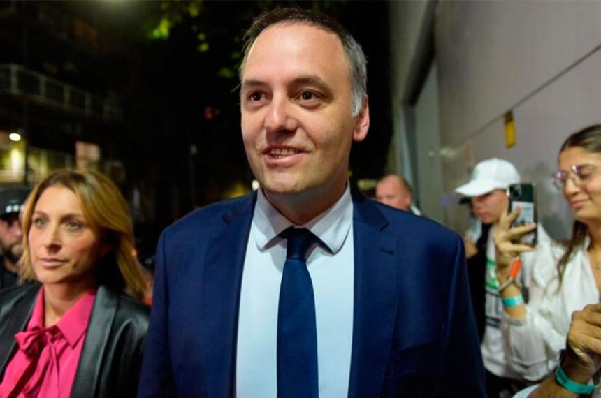 Manuel Adorni consiguió una prórroga de 15 días h�biles para responder el requerimiento fiscal y justificar las diferencias detectadas entre los ingresos gastos y movimientos patrimoniales de su familia