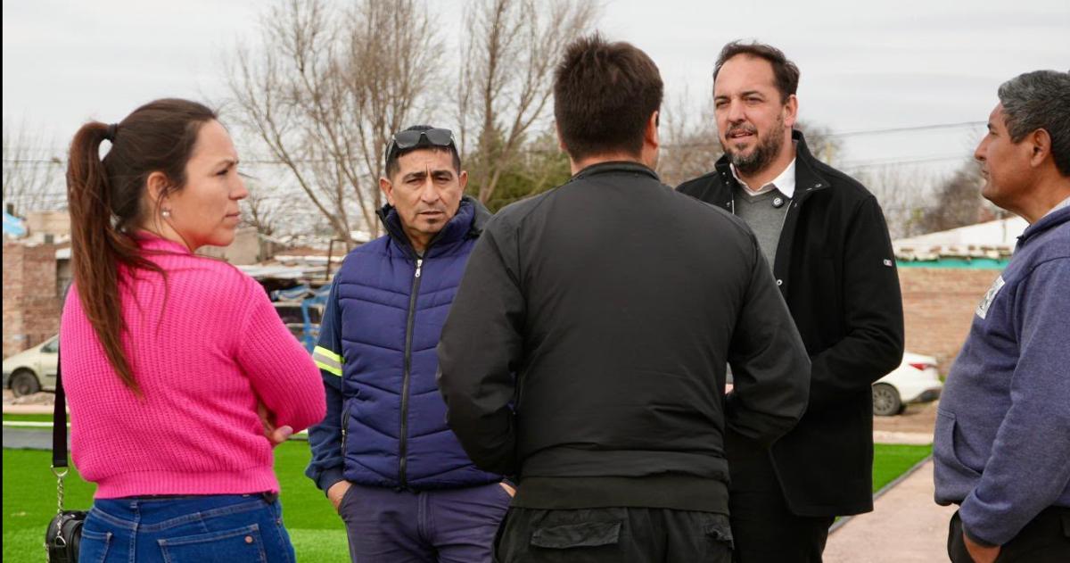 Coordinan la inauguracioacuten de obras en Villa Parque 