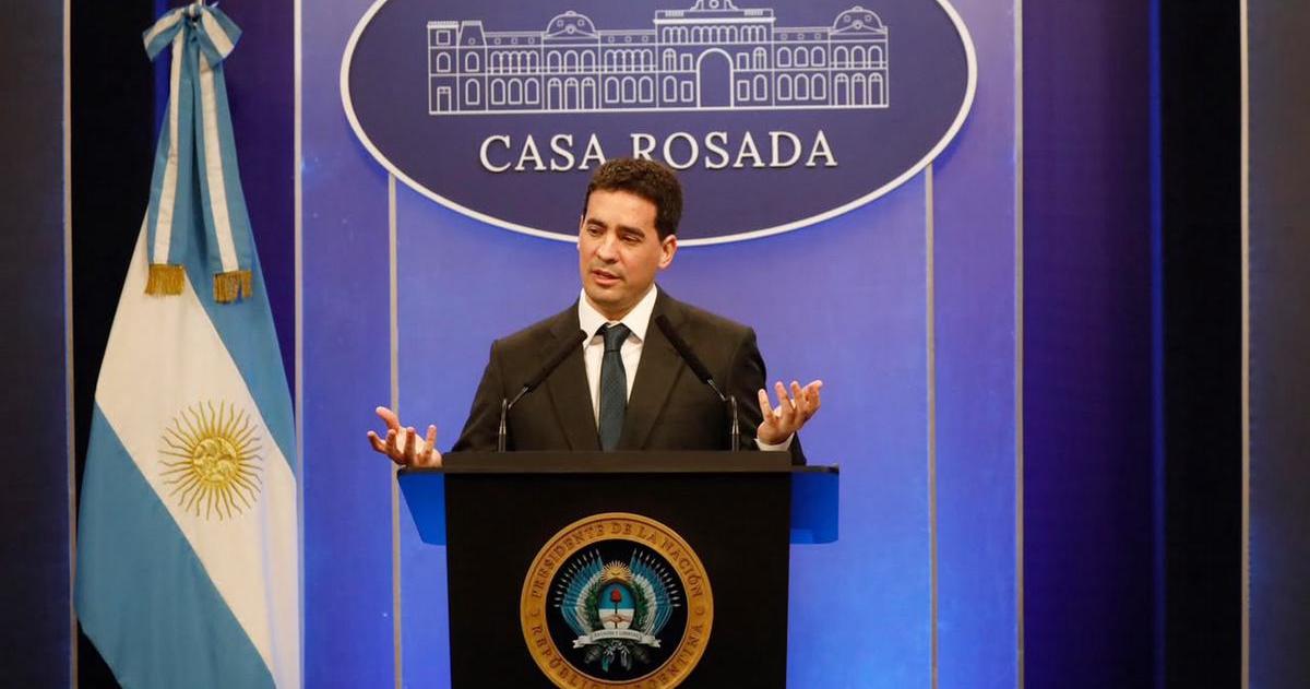 Ravier dice que el problema de las deudas es entre privados