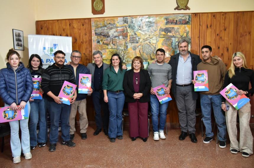 La presencia de las autoridades provinciales en Arata