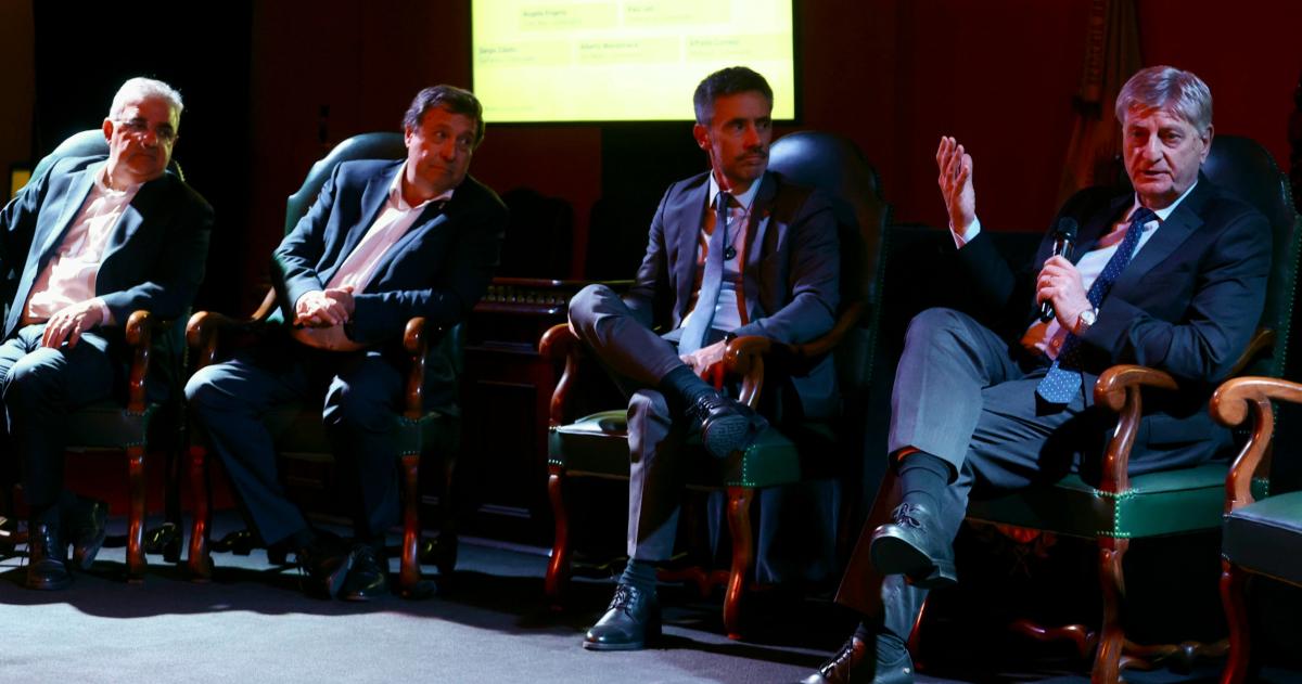 Ziliotto junto a los gobernadores de Catamarca Río Negro y Mendoza