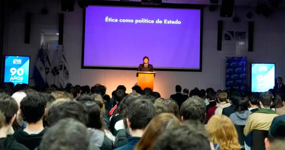 Javier Milei encabezó una charla sobre Ética como política de Estado ante estudiantes de la Escuela ORT en una actividad cerrada a la prensa y rodeada de un fuerte operativo de seguridad