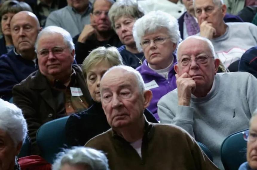 En Argentina los adultos mayores (60 años o m�s) representan el 157-en-porciento- de la población (71 millones datos 2020) cifra que aumentar� al 22-en-porciento- para 2050