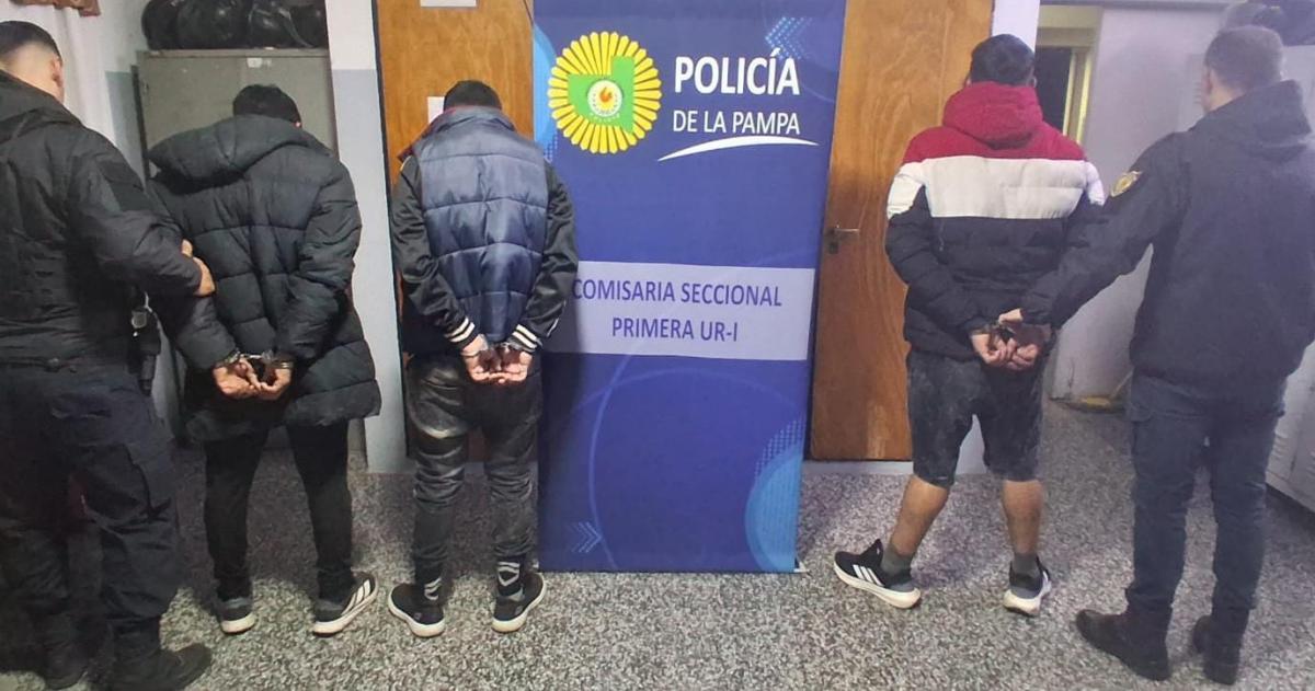 Los tres jóvenes detenidos por la Seccional Primera