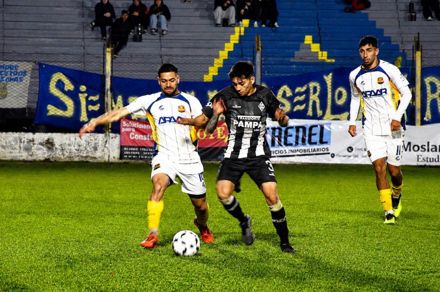 All Boys goleó al Albo en el inicio del Regional