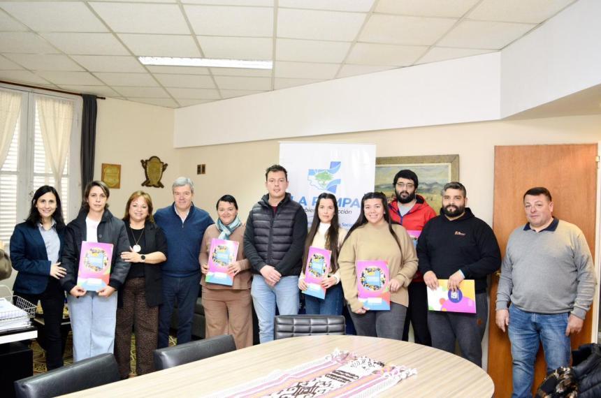 Apoyo de Provincia a la economía social de Bernasconi