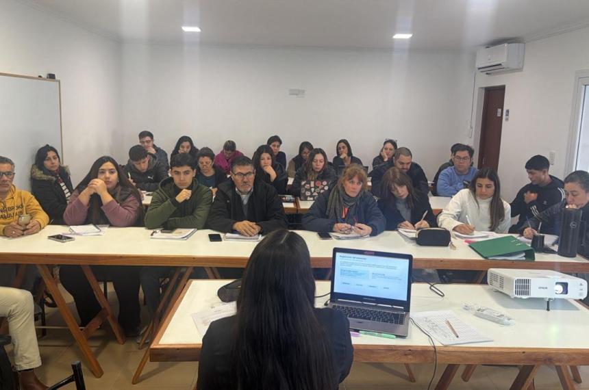 AGEMPA realiza capacitación a gestores y mandatarios