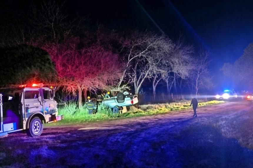 La Amarok apareció volcada a unos 700 metros de donde estaba estacionada