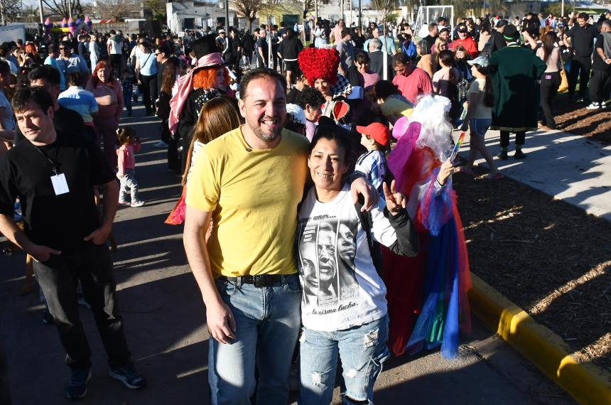 Di N�poli indisimuladamente en campaña hace hincapié en los barrios
