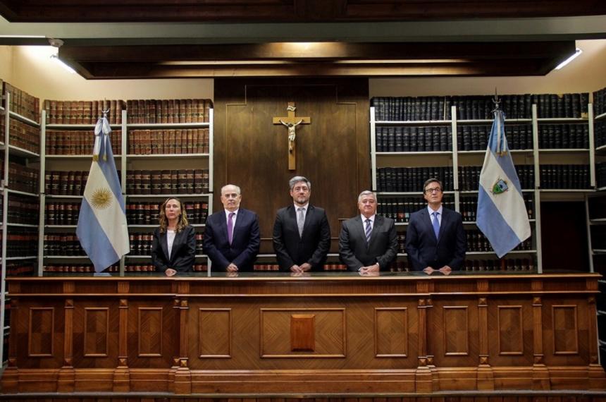 Los integrantes del Superior Tribunal de Justicia de la provincia