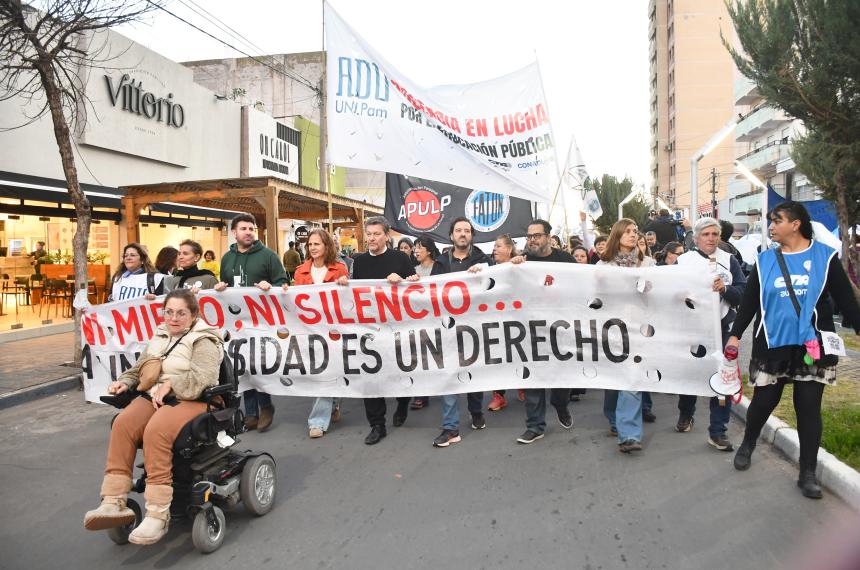 Hay voluntad de ponerle fecha a una nueva marcha federal universitaria que ser� a mediados de septiembre anticipó Micaela Gaggero de ADU