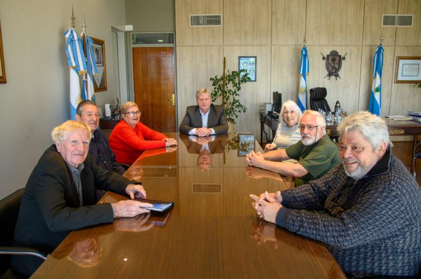 El encuentro del gobernador con los jubilados