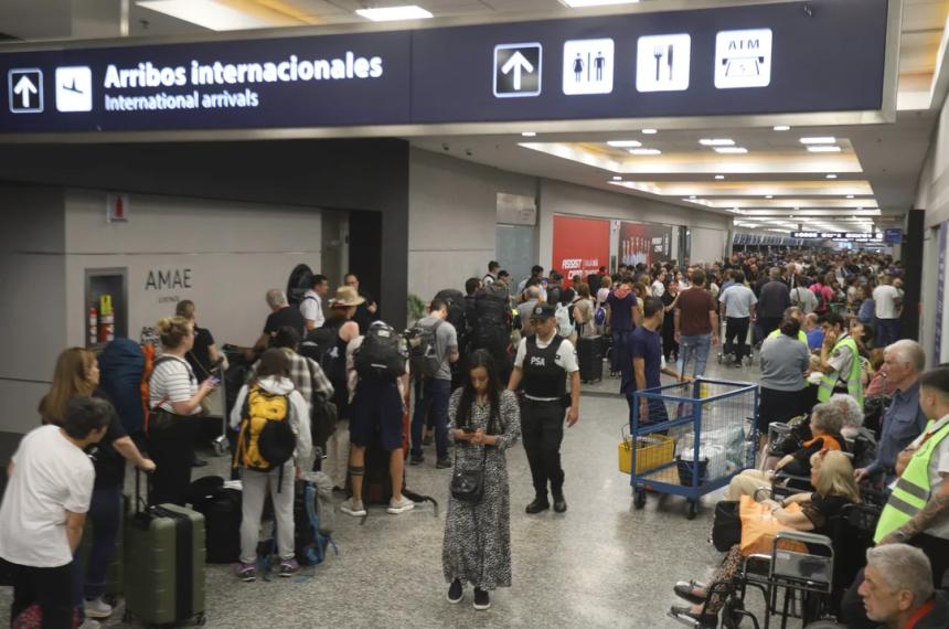 Los vuelos son normales este jueves después de la suspensión del paro de ANAC-ATE