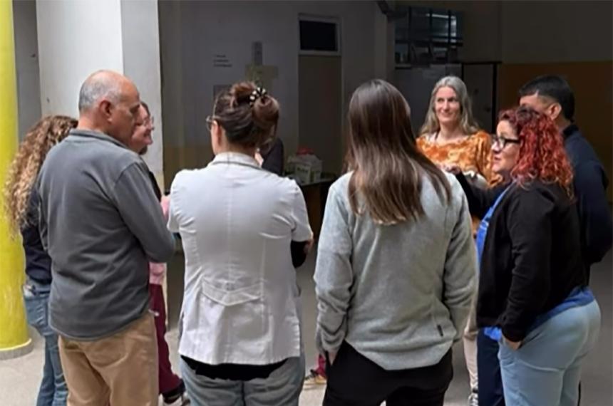 Trabajadores y trabajadoras de la Guardia de Salud Mental del Hospital Dr Lucio Molas-Favaloro