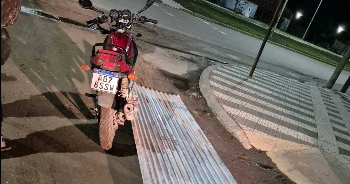 El rodado carecía de papeles y fue secuestrado