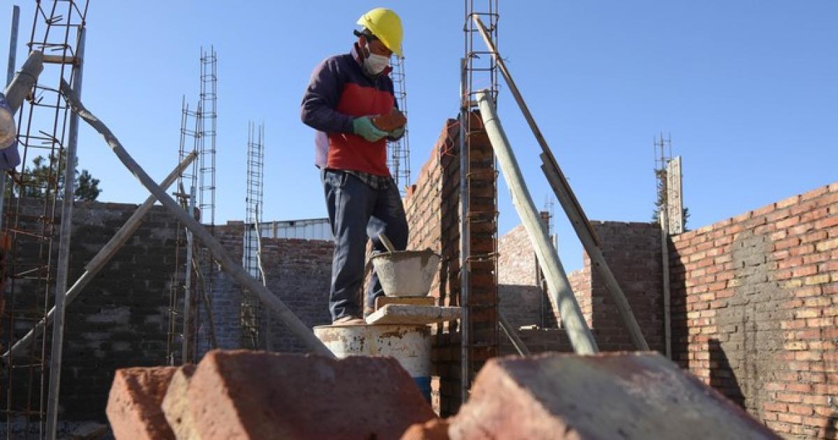Regularizar un garage un baño o una pieza en un plano puede costar millones