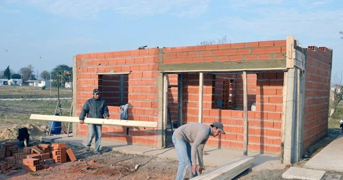 Regularizar un garage un baño o una pieza en un plano puede costar millones
