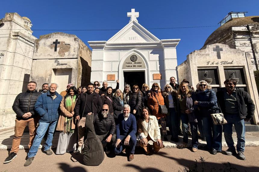 El homenaje se realizó esta mañana en el Cementerio Local