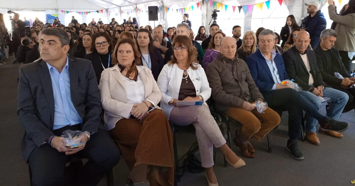 La intendenta Alonso junto a ministros provinciales y el senador Bensus�n