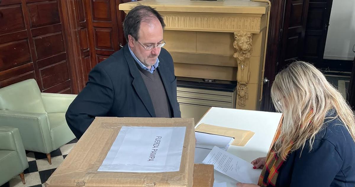Fuerza Pampa presentó m�s afiliaciones en el Tribunal Electoral