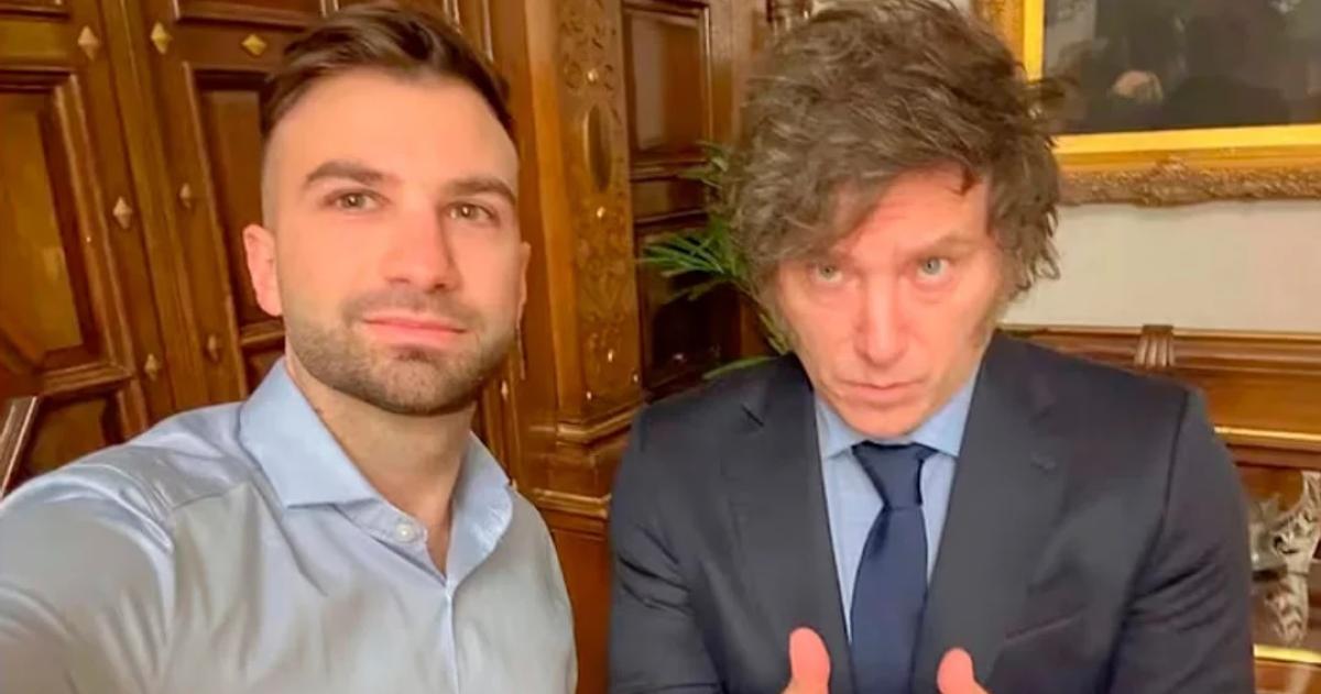 Mauricio Novelli junto al presidente Javier Milei en la Casa Rosada