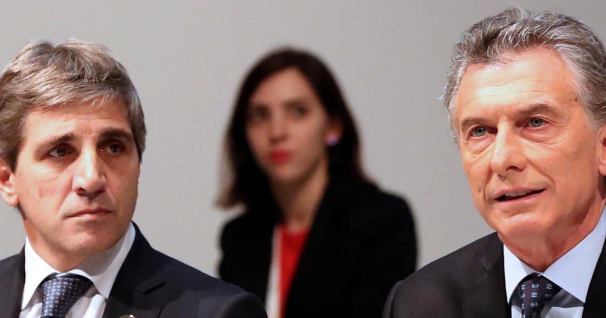 Luis Caputo y Mauricio Macri