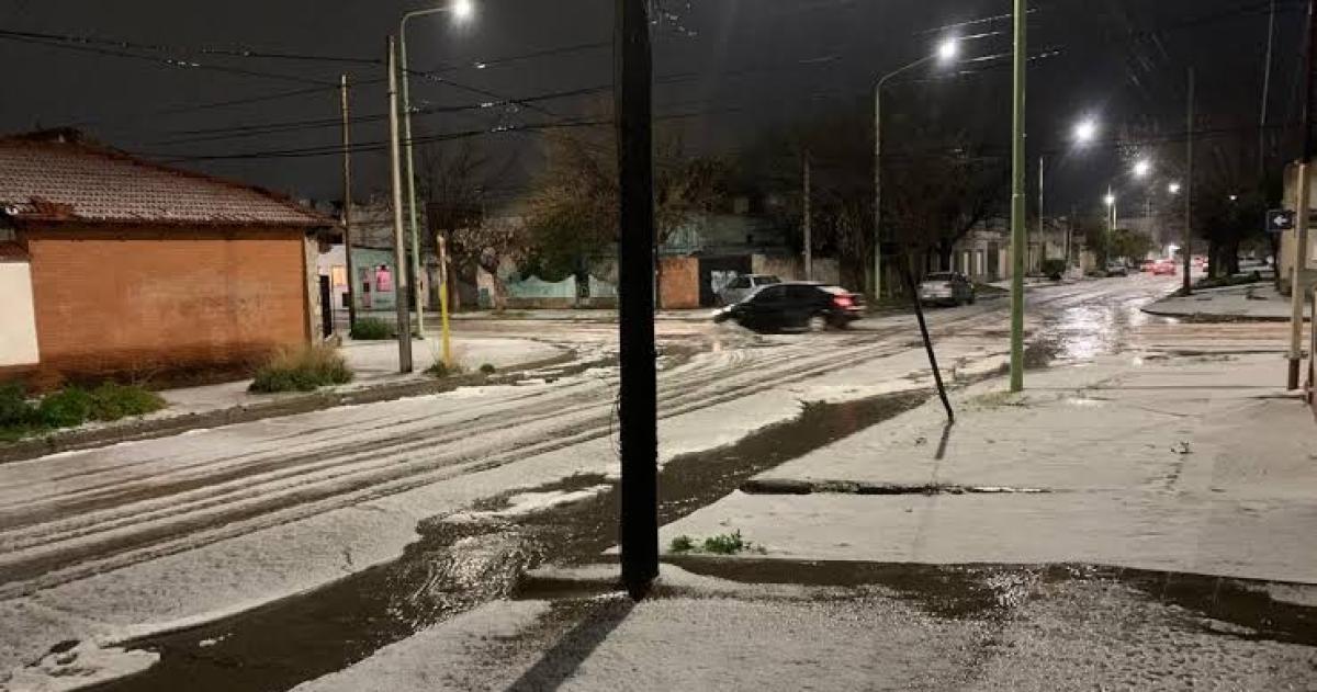  El SMN mantiene vigente una alerta amarilla por fuertes vientos para este s�bado