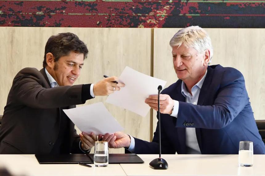 Kicillof con Ziliotto en su paso por La Pampa