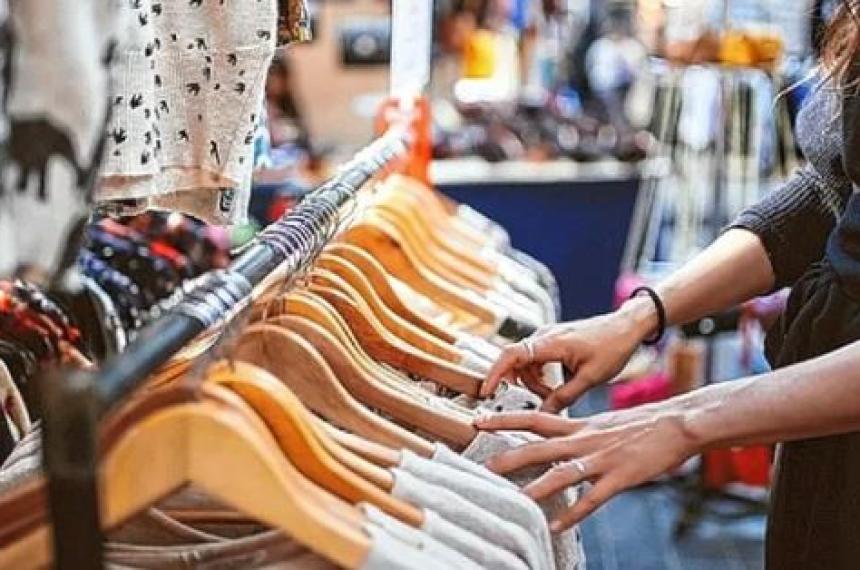 Las ventas online de comercios con local a la calle crecieron un 17-en-porciento-