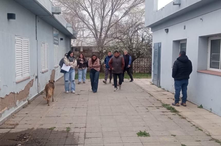 La familia de Rancul este lunes en la Dirección de Niñez de la provincia