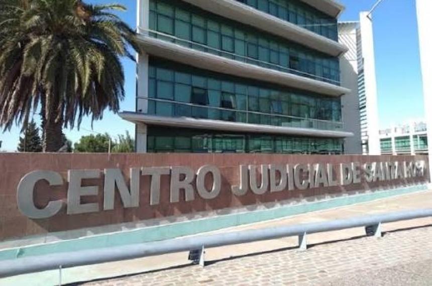  El autor fue condenado a diez meses de prisión en suspenso