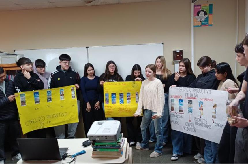 La actividad involucró a estudiantes de distintos colegios pampeanos