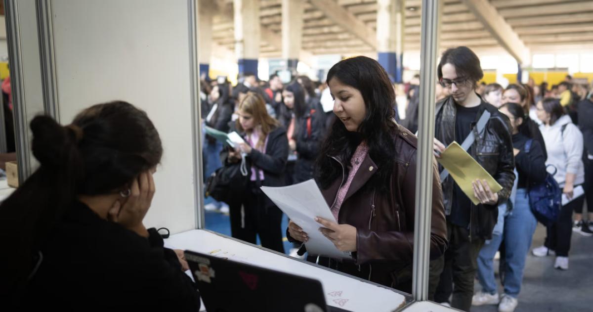 Las contrataciones de primeros empleos est�n aumentando para la mayoría de los encuestados