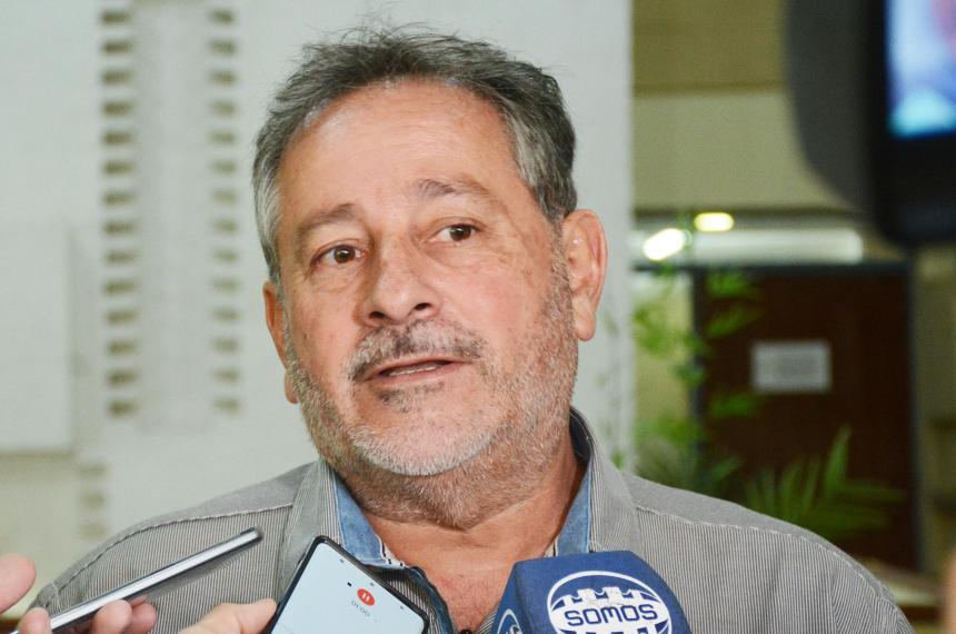 El intendente de Victorica Hugo Kenny