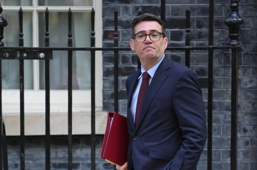 Andy Burnham el primer ministro de Reino Unido