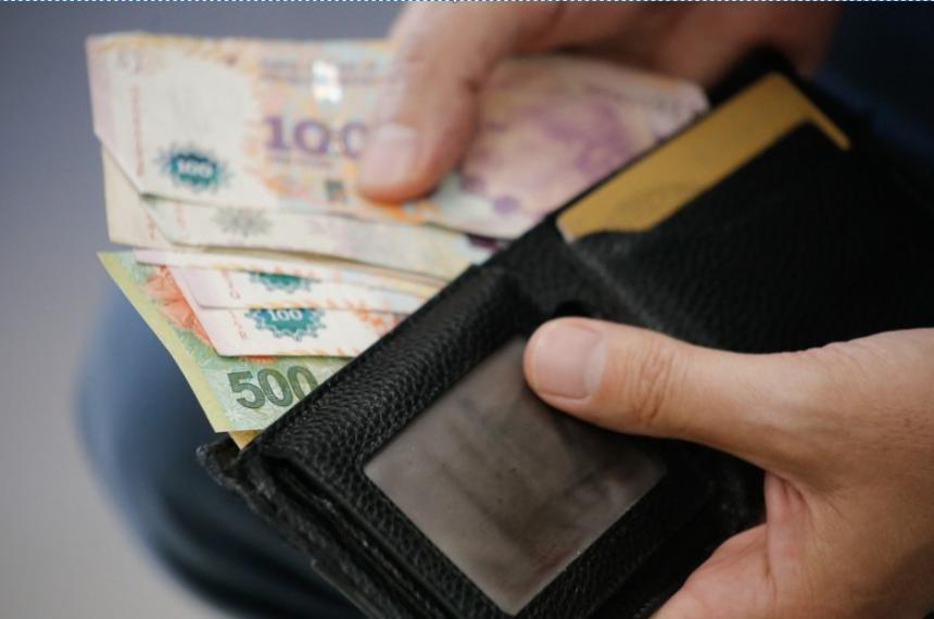 Casi 9 de cada 10 trabajadores consideran insuficiente su salario en Argentina