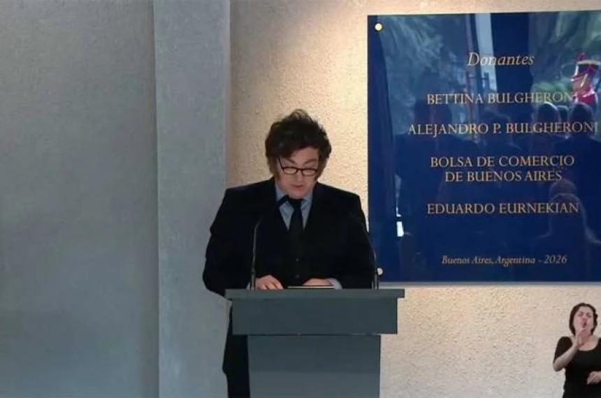 El mandatario anunció que el Ejecutivo enviar� al Parlamento un proyecto para endurecer las penalidades contra las firmas que exploten recursos en el archipiélago sin aval nacional
